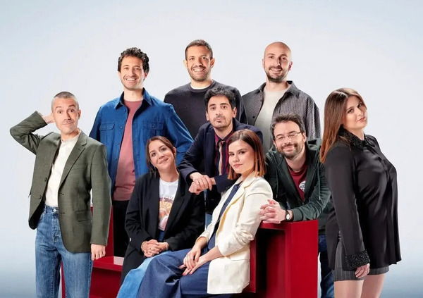 Aldo Grasso stronca &ldquo;Io sono la fine del mondo&rdquo; di Angelo Duro: &ldquo;Noioso e prevedibile&rdquo;. L&#039;alternativa? &ldquo;In &amp; Out - Niente di serio&rdquo; (Tv8 e Sky): &ldquo;Un programma comico che finalmente fa ridere&rdquo;.  E su Michela Giraud e Saverio Raimondo&hellip;