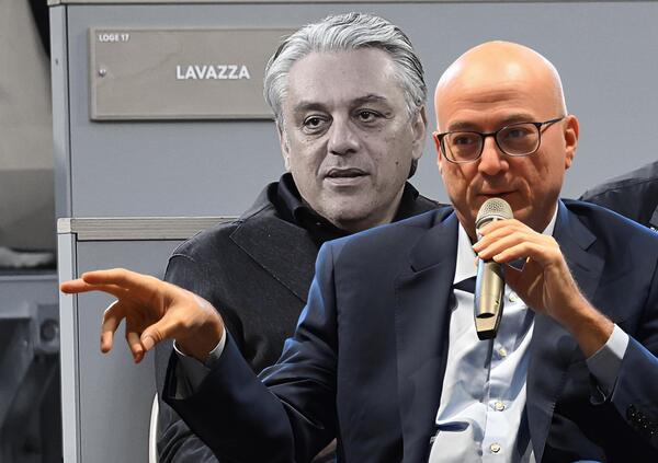Aldo Cazzulo distrugge l&rsquo;industria automotive dopo l&rsquo;addio di Luca de Meo a Renault: &ldquo;Arretrata. L&rsquo;auto &egrave; passata da simbolo di progresso a simbolo di inquinamento. Da ragazzo compravamo Quattroruote, oggi i giovani&hellip;&rdquo;