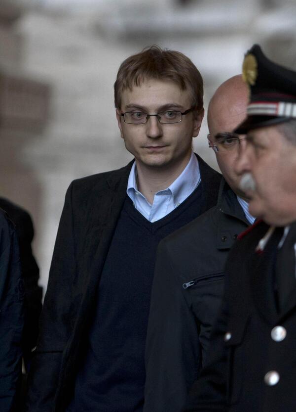 Omicidio Poggi, QUATTROMILA ACCESSI A SITI POR*O NEL PC DI CHIARA: sono stati Marco e l’amico Andrea Sempio? Hanno visto i suoi video intimi insieme a Stasi? Davvero le gemelle Cappa ci hanno provato con Alberto ed erano invidiose della cugina?