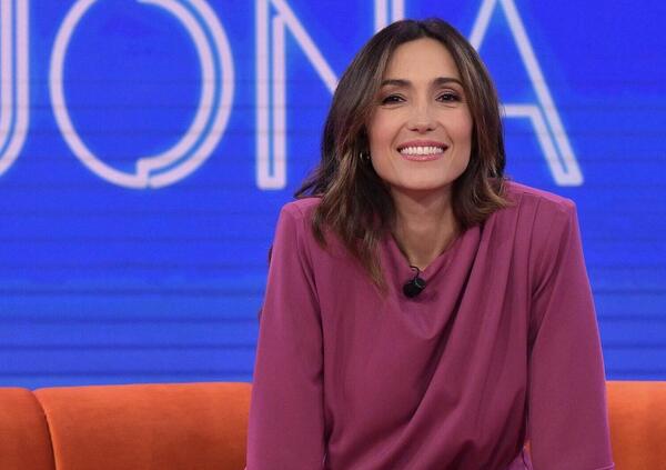 Aldo Grasso demolisce Caterina Balivo (La Volta Buona), Dino Giarrusso (Isola dei Famosi) e la tv regredita: &ldquo;Si pu&ograve; essere cos&igrave; sgarbati e insistenti?&rdquo;. E sull&#039;ex Iene:  &ldquo;Arroganza e insipienza. Serve qualcosa prendersela col ridicolo?&rdquo;