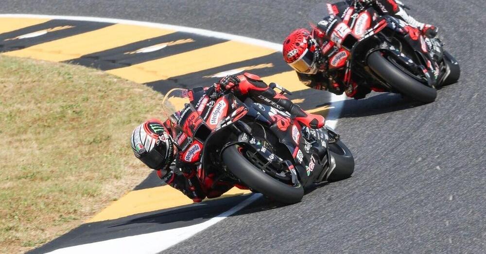 Il giro secco al Mugello secondo Marco Bezzecchi: &ldquo;Quindici curve tutte a manetta, vorrei provare in auto. Oggi? Aprilia s&rsquo;&egrave; fatta il cu*o, ma noi piloti&hellip;&rdquo;