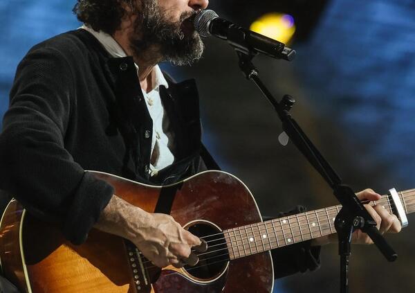 Siamo stati a Musicultura, il festival dedicato alla canzone d&rsquo;autore per ricordarci che bisogna avere paura per restare vivi. Tra Capossela e..