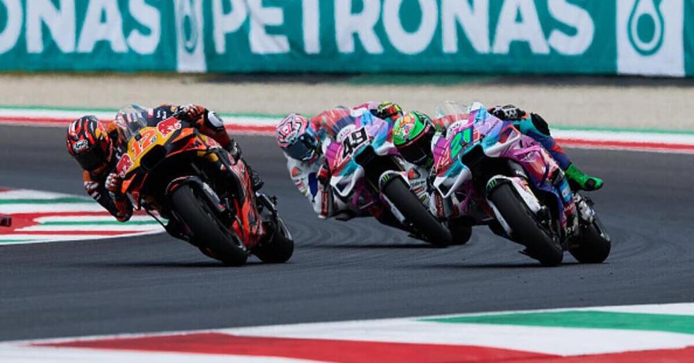 Maverick Vinales gran signore con Franco Morbidelli. Ma a gettare benzina ci ha pensato il solito Aleix Espargar&ograve;