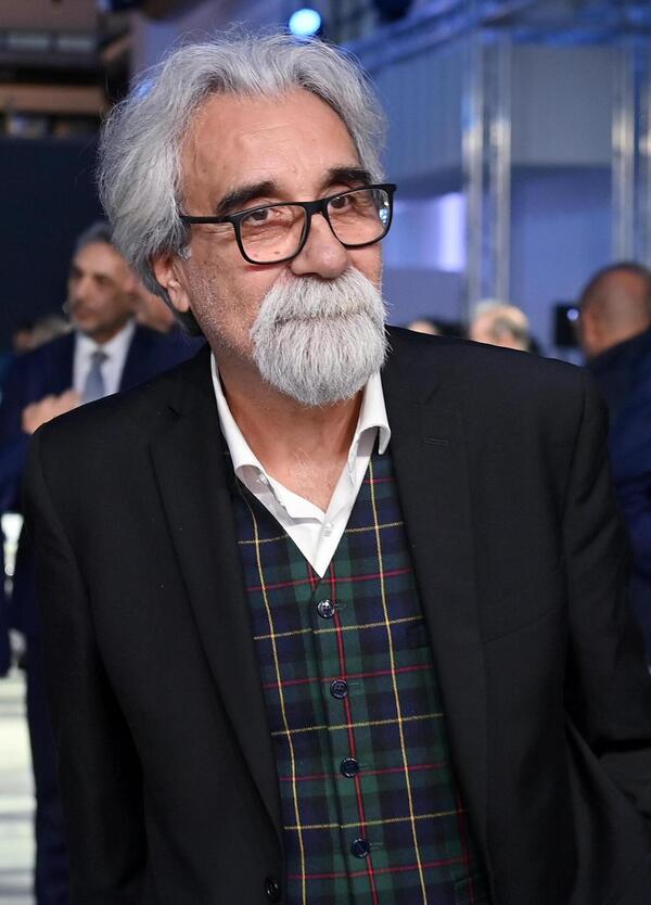 CHE FINE FAR&Agrave; SANREMO? Vessicchio totale: &ldquo;&Egrave; il festival dei cantanti, della loro faccia&rdquo;. E la Rai?