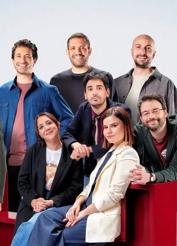 Abbiamo visto la seconda puntata di &ldquo;In&amp;Out&rdquo;, ma com&rsquo;&egrave;? Comicit&agrave; che sfugge ai luoghi comuni della tv e&hellip;