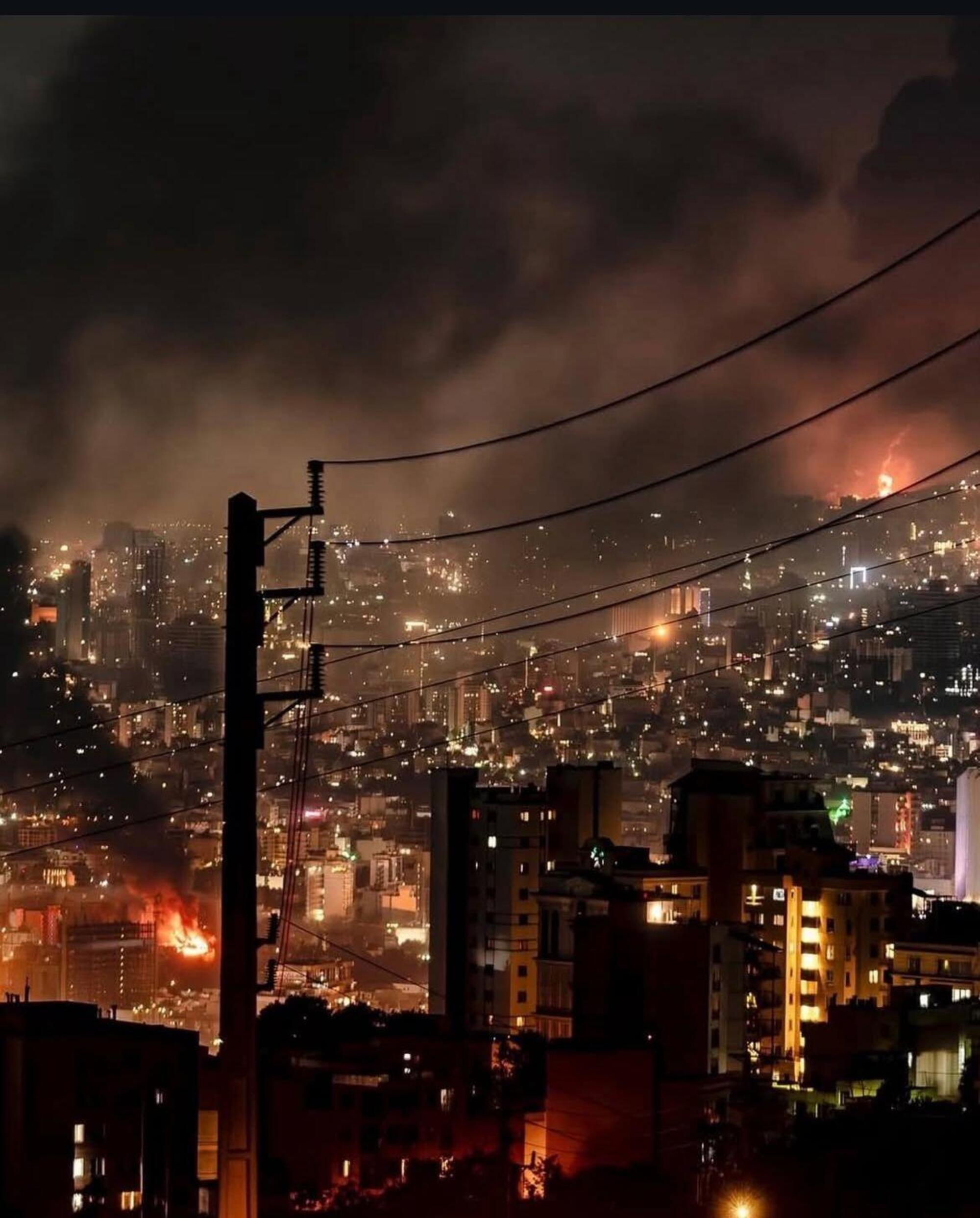 Teheran durante i bombardamenti israeliani
