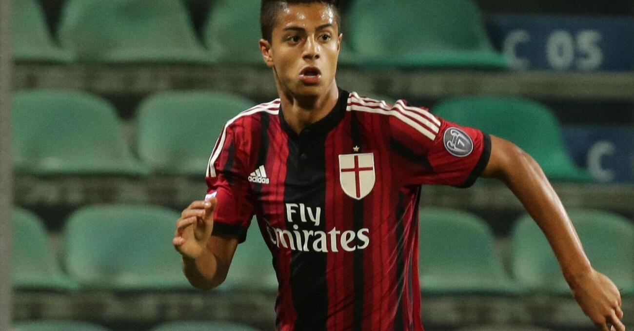 Ma avete sentito cosa dice Mastour, ex baby fenomeno del Milan? &ldquo;Ho sofferto di depressione. Ero solo una macchina da soldi&rdquo;. E parla per la prima volta a Cronache di spogliatoio: &ldquo;Non volevo pi&ugrave; vedere il calcio...&quot;