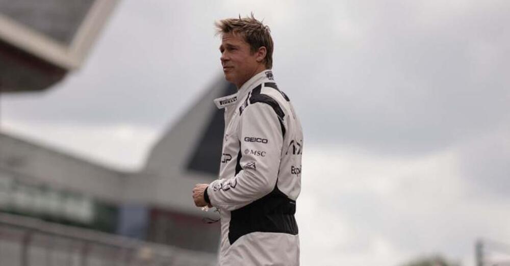FERMI TUTTI: Brad Pitt &egrave; diventato povero o ci sta solo prendendo per il cu*o? Le sue parole alla premiere di F1 hanno fatto il giro del mondo