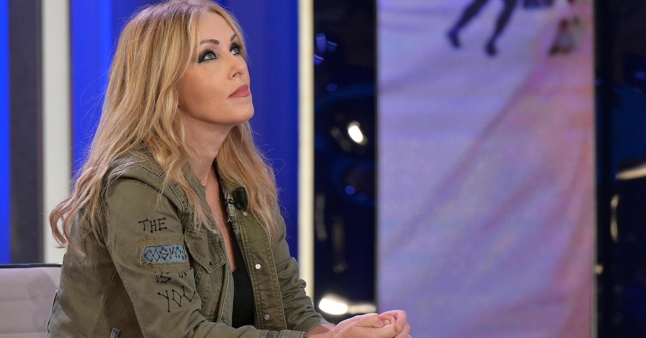 Omicidio Liliana Resinovich, Roberta Bruzzone sulla poesia: PRESAGIO O GRIDO D&rsquo;AIUTO? E perch&eacute; non &egrave; stata mai consegnata agli inquirenti? L&#039;analisi e i retroscena sulla mail a Claudio Sterpin