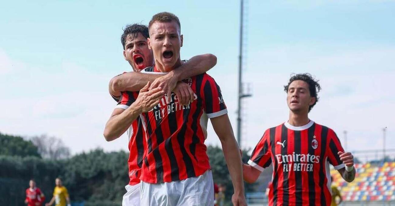 LA NAZIONALE FA CAGARE? Finch&eacute; i dirigenti non si fidano di talenti come Francesco Camarda sar&agrave; sempre cos&igrave;. E a vedere Pio Esposito all&#039;Inter&hellip;