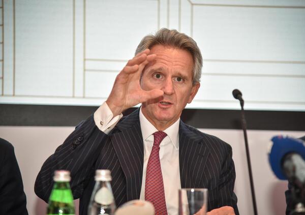 L&rsquo;ora fatale dell&rsquo;ops di Monte dei Paschi su Mediobanca. Nagel guarda ai dividendi, mentre Unicredit...