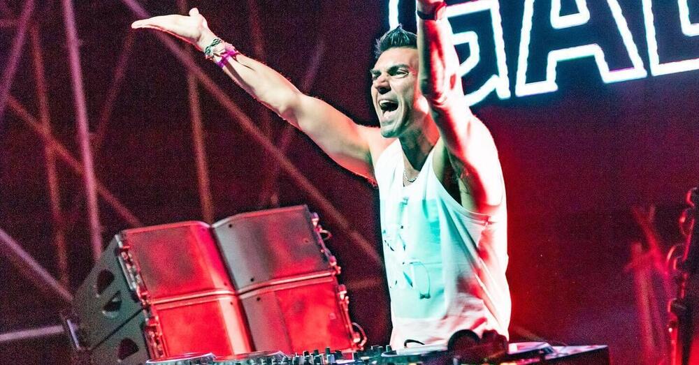 Gabry Ponte riempie San Siro col Pride degli zarri: tutta l&#039;Italia ha voglia di dance all night. E gli snob muti