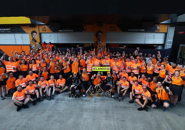 Signori, ancora non avete capito perch&eacute; questa McLaren domina? Sentite Andrea Stella: &ldquo;Lavorato tanto per migliorare una vettura gi&agrave; competitiva&rdquo;. E su Norris che non esulta&hellip;