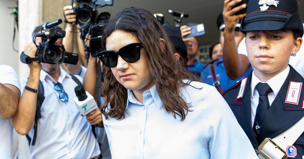 Omicidio Parma, PERIZIA PSICHIATRICA per Chiara Petrolini: iniziato il processo per la ragazza che seppell&igrave; in giardino due neonati. Ma cos&rsquo;&egrave; il &ldquo;disturbo della personalit&agrave; con stato dissociativo&rdquo; ipotizzato dalla Difesa? 