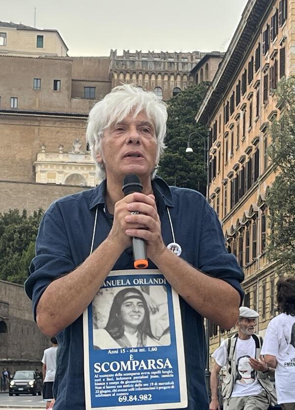 Caso Orlandi, &ldquo;LA VERIT&Agrave; SU EMANUELA NASCOSTA NELLA BANCA DEL VATICANO&rdquo;. Lattacco del fratello Pietro: &ldquo;Perch&eacute; non rendere pubblico il dossier che era sulla scrivania di Ratzinger?&rdquo; Leone XIV sta seguendo l&rsquo;esempio dei suoi predecessori?