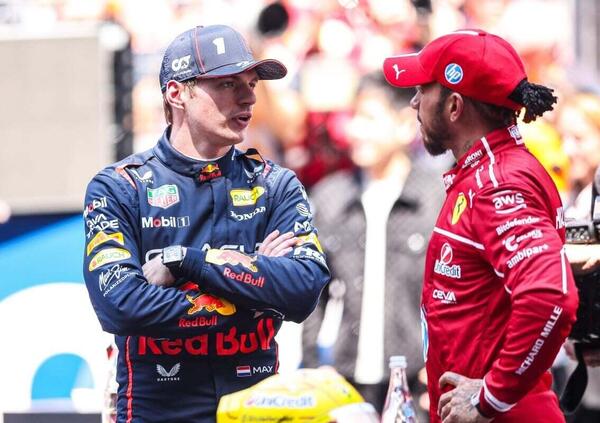 Fermi tutti, in F1 &egrave; gi&agrave; tempo di 2026? Lewis Hamilton avvisa la Ferrari, Toto Wolff mette pressione a Max Verstappen ma Helmut Marko avverte: &ldquo;Contro Max fanno tutti brutta figura&rdquo;