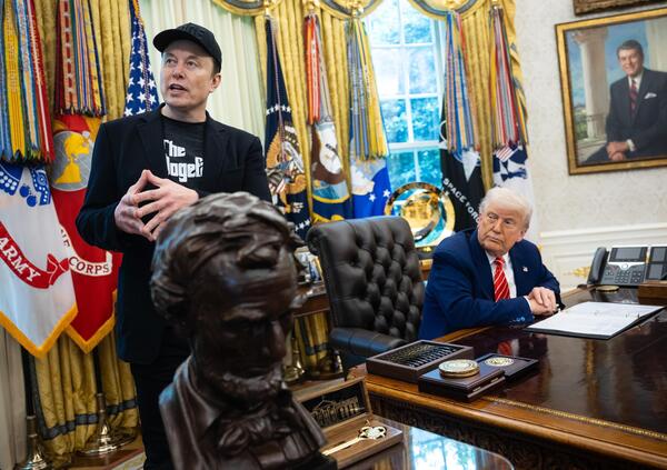 Perch&eacute; Musk pu&ograve; prendere per il cu*o Trump? Vi spieghiamo il motivo (c&#039;entra la Cina)
