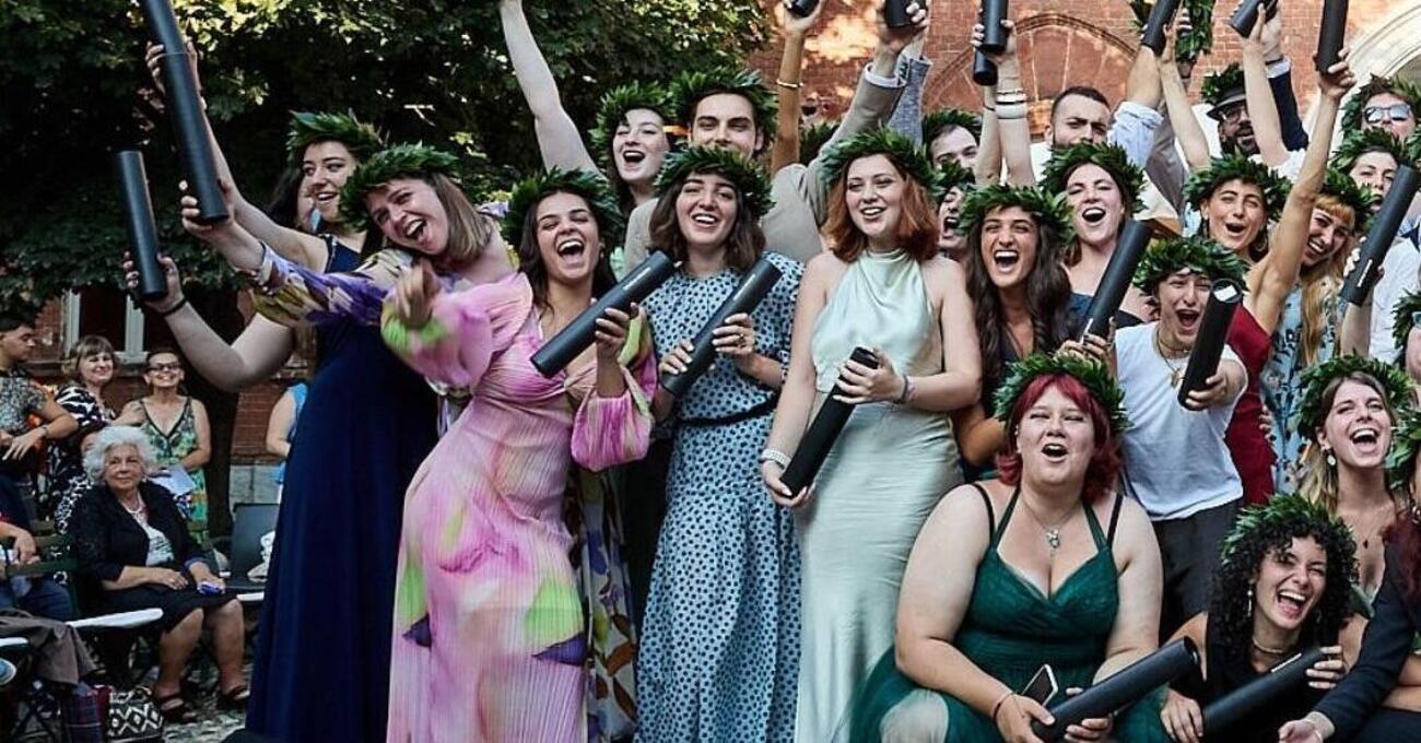 LUNGA VITA ALLA SCUOLA HOLDEN: le critiche per 20mila euro di retta? Ridicole, tra demagogia e anticapitalismo social. Ecco perch&eacute; destra e sinistra, sull&#039;istituto di Alessandro Baricco, hanno toccato il fondo