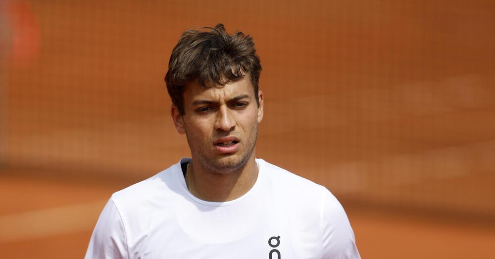 Ma in che senso la casa di Cobolli a Wimbledon era una &ldquo;truffa&rdquo;? &ldquo;A un certo punto mi sono messo nel frigo&rdquo;. Ecco il racconto tragicomico della nottata da incubo di Flavio prima del match