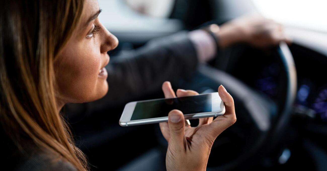 Nuove multe in arrivo per gli automobilisti dovuti agli smartphone? S&igrave;, perch&eacute; la polizia potr&agrave; scoprire dal telefonino se andate troppo veloce. Ecco come