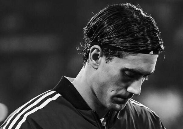 Vlahovic, quando te ne vai? Il like al Real &egrave; l&#039;ennesimo strappo alla Juve per ottenere la cessione che farebbe bene a tutti. E intanto, David&hellip;