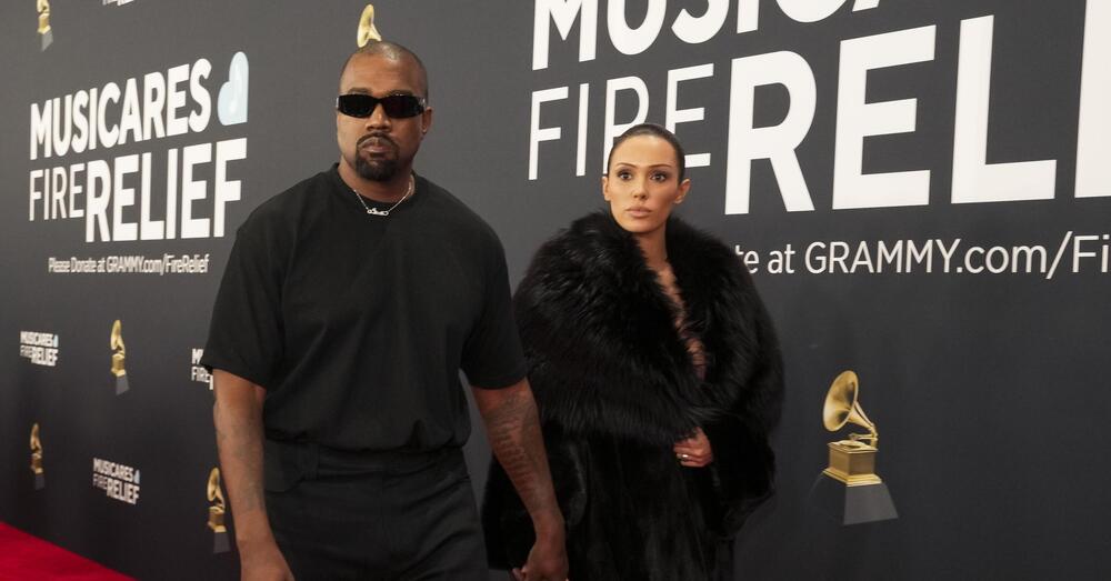 SEI FUORI! Ma davvero a Kanye West &egrave; stato revocato il visto per l&rsquo;Australia? Centrerebbe il brano &ldquo;Heil Hitler&rdquo;. E Bianca Censori?