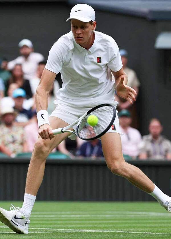La vittoria di Jannik Sinner contro Martinez a Wimbledon? Poteva fare meglio se voleva vedersi la Formula 1 in tempo