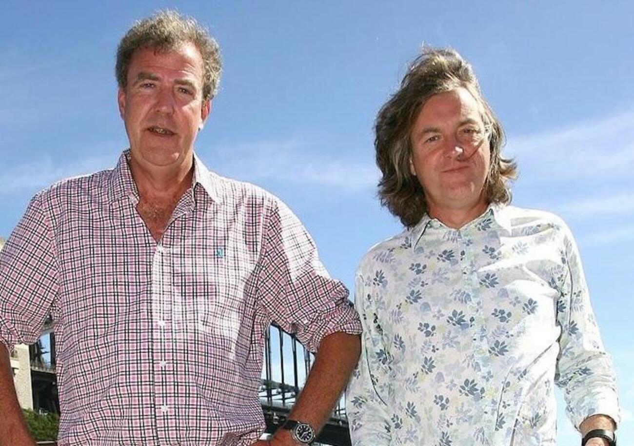 Le BOMBE di James May su Clarkson: &ldquo;La mia nemesi. Mi scambiano per lui e mi chiedo cosa ho fatto di male&rdquo;. Il pub migliore &egrave; quello di Jeremy? &ldquo;No, il mio: siamo armati e non c&rsquo;&egrave; fila&rdquo;. E l&rsquo;ex Top Gear smonta i sandwich (e la pizza): &ldquo;Cibo della crisi&rdquo;