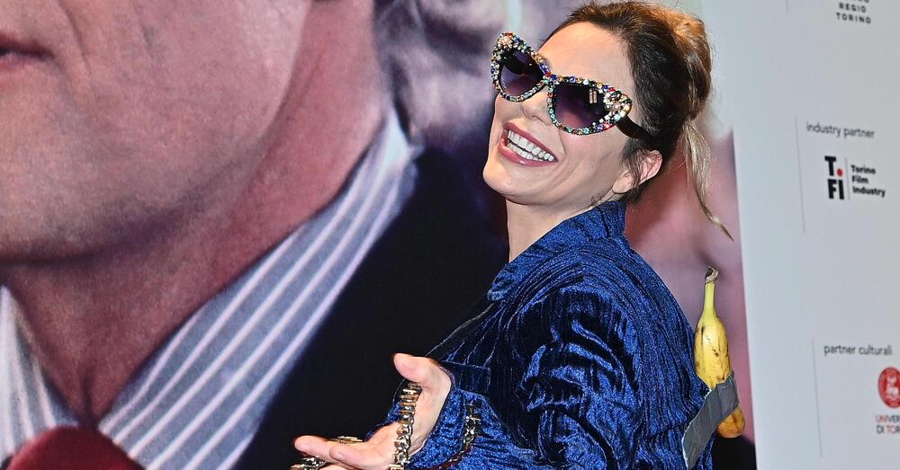 &quot;Io, bisessuale, dico basta al Pride&rdquo;: Naike Rivelli ci spiega perch&eacute; non si sente pi&ugrave; rappresentata 