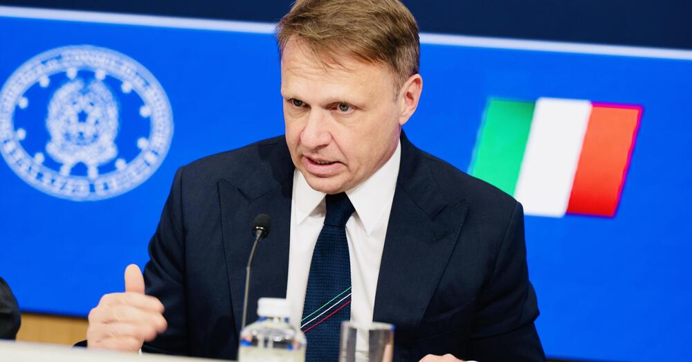 GUERRA DEI DAZI SUGLI ALIMENTI? L&#039;Italia sfodera la &ldquo;teoria della bresaola&rdquo; del ministro Lollobrigida, ma funziona? Il critico Raspelli: &ldquo;Ecco da dove viene la carne&rdquo;. E su Alberto Grandi e il Parmigiano&hellip;
