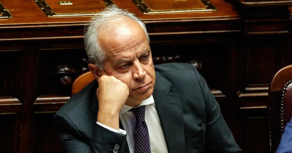 UNA FIGURA DI MERDA? Perch&eacute; il ministro Piantedosi &egrave; stato respinto dalla Libia? C&rsquo;entra Haftar, ma il risultato&hellip;