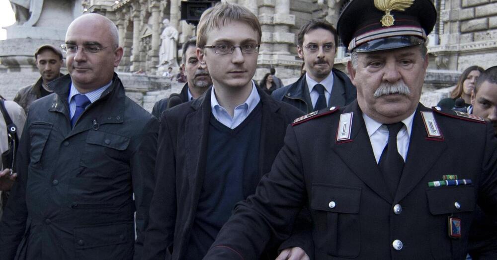 A Chi l&rsquo;ha Visto? LA RICOSTRUZIONE DELLA SCENA DEL DELITTO DI CHIARA POGGI: perch&eacute; le sedie erano spostate davanti alla tv accesa, qualcuno stava giocando alla PlayStation? Mentre la mamma di Anastasia Trofimova racconta la sua verit&agrave;&hellip;