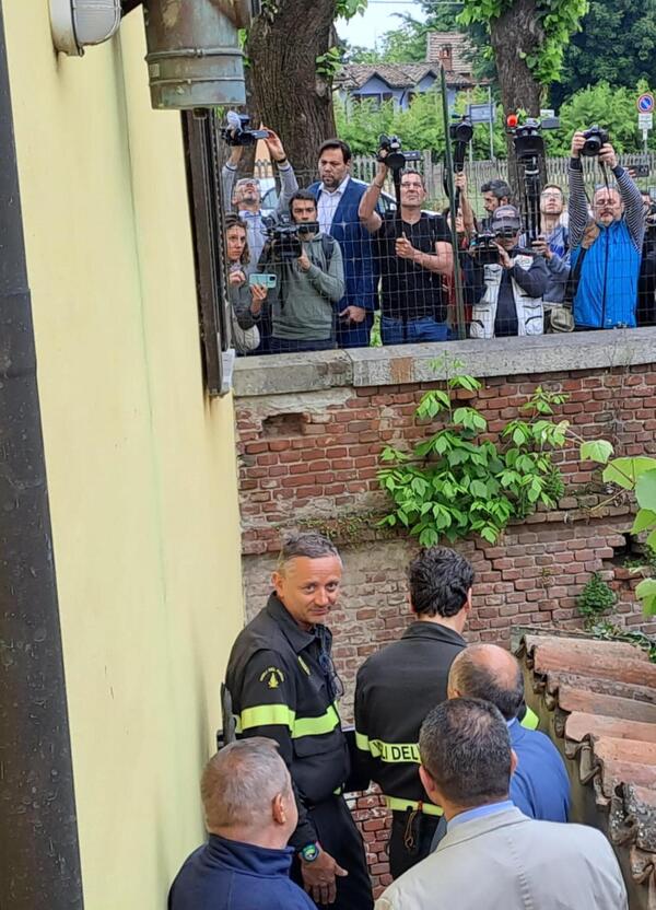 Omicidio Chiara Poggi, LE SCARPE NEL CANALE DI TROMELLO distraggono dalla verit&agrave;?