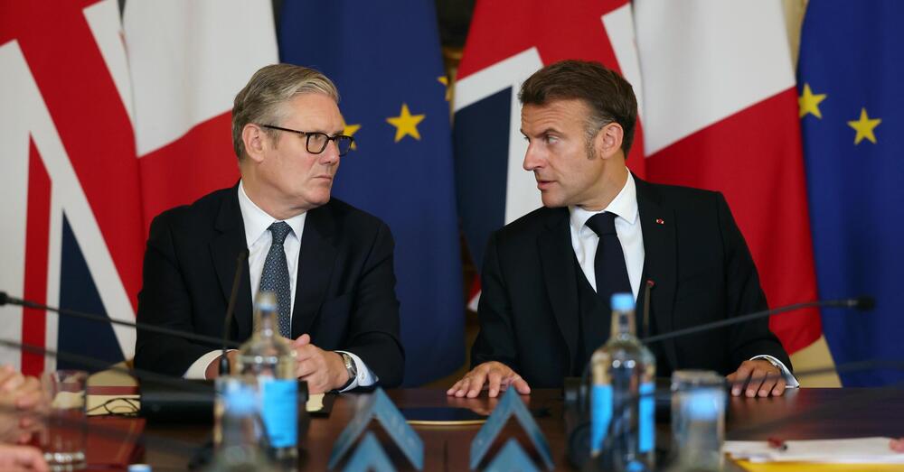 L&#039;Europa riparte dalla BOMBA ATOMICA? Oltre alla moneta, ci unisce solo la guerra (di difesa). Ma contro chi?