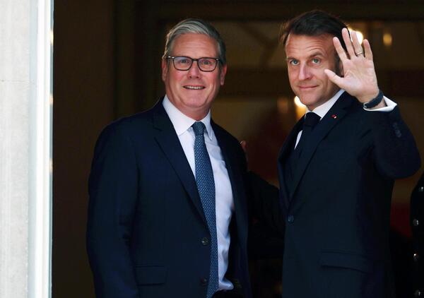 L&#039;Europa riparte dalla BOMBA ATOMICA? Oltre alla moneta, ci unisce solo la guerra (di difesa). Ma contro chi?