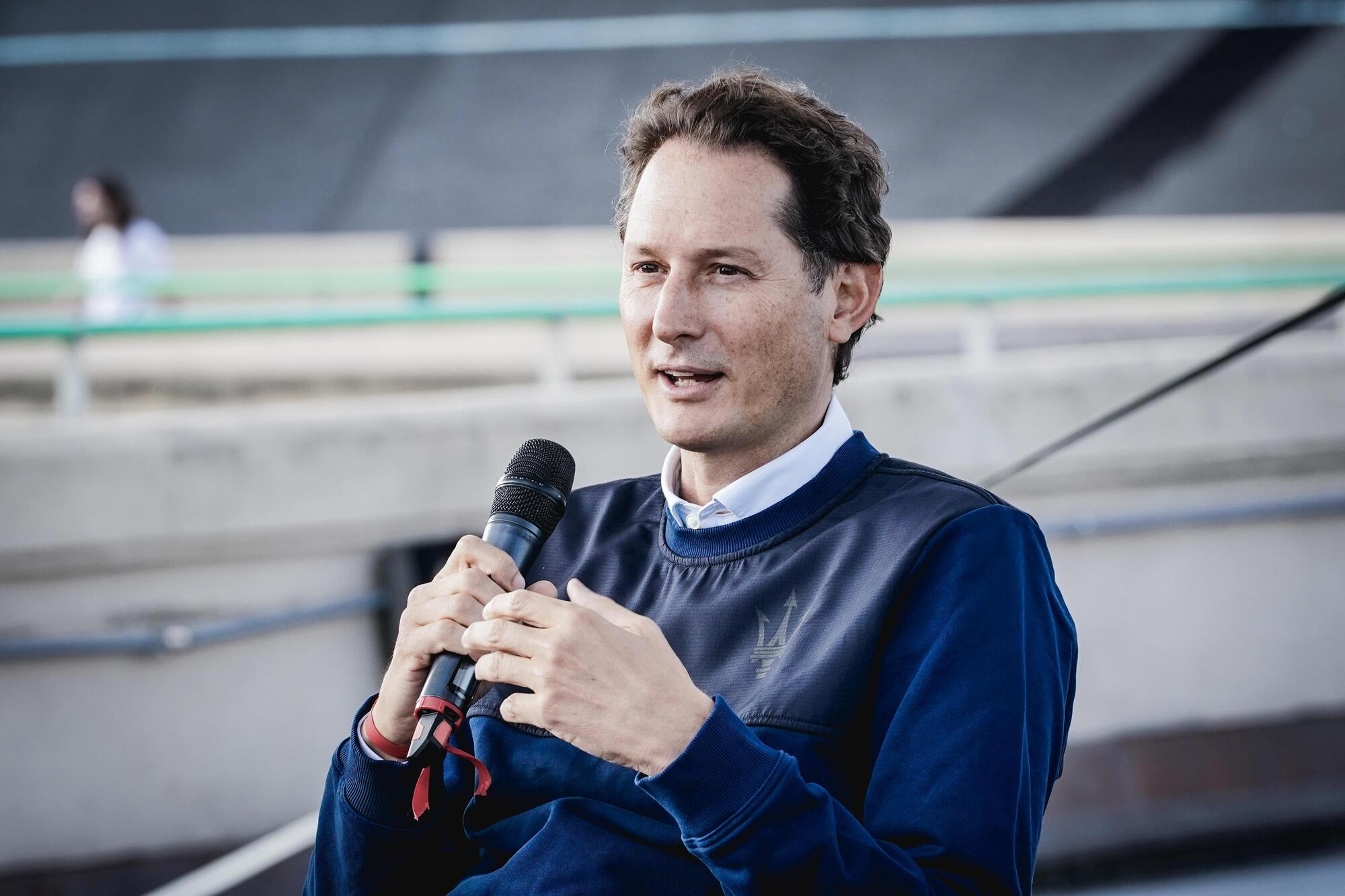 elkann ansa
