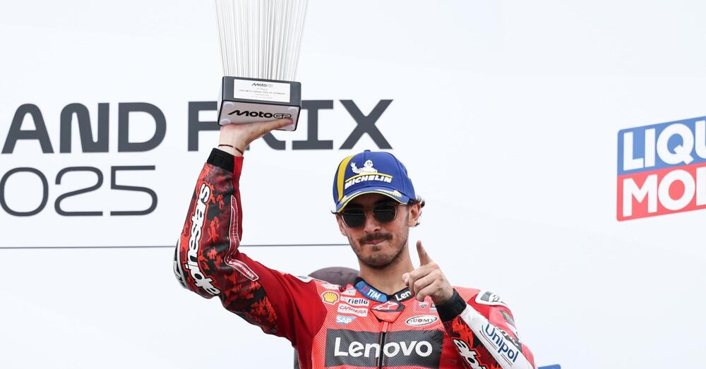 INSISTO! Il podio di Pecco Bagnaia al Sachsenring &egrave; l&rsquo;emblema di una stagione devastante. Lui, per&ograve;,  ha trovato la soluzione a questo 2025
