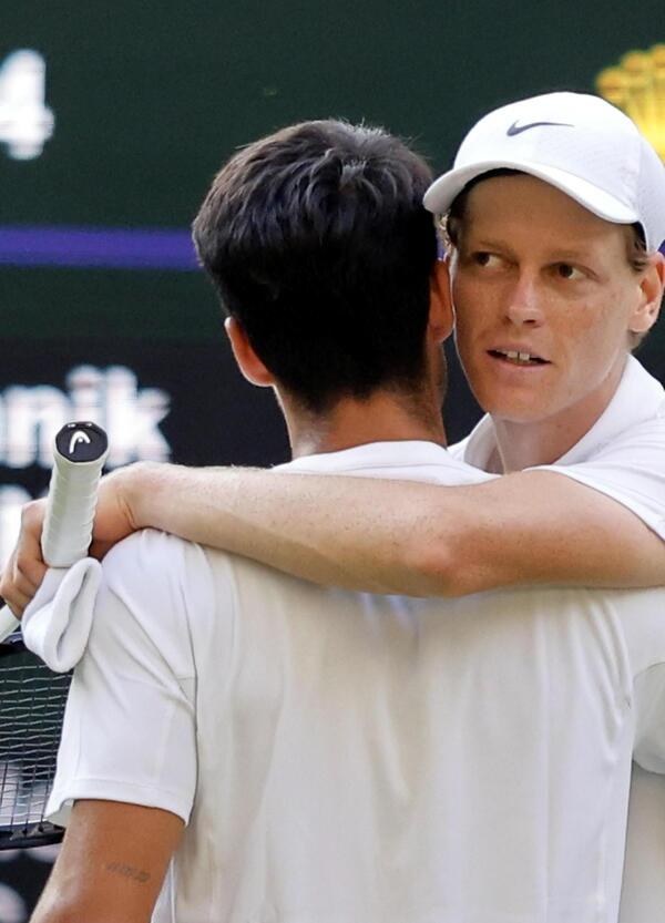 Ma Sinner e Alcaraz non sudano a Wimbledon (mentre tu sul divano s&igrave;)? Ecco perch&eacute; 