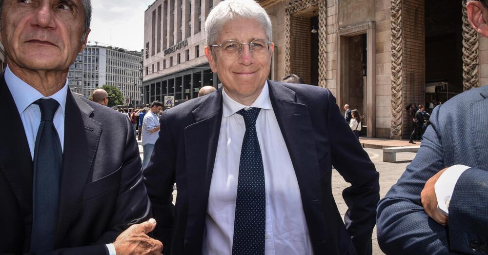 Mediaset sposta (ancora) &ldquo;Fuori dal coro&rdquo; e Mario Giordano sbotta su La Verit&agrave;? &ldquo;Fieri di Pier Silvio Berlusconi, ma dispiace cambiare un&rsquo;altra volta. Prima era gioved&igrave;, poi marted&igrave;, poi mercoled&igrave; e ora&hellip;&rdquo; 
