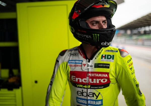 Un bacio sulla ferita: il gesto di Fabio Di Giannantonio al Sachsenring racconta molto di pi&ugrave; di tutto quello che poi ha detto