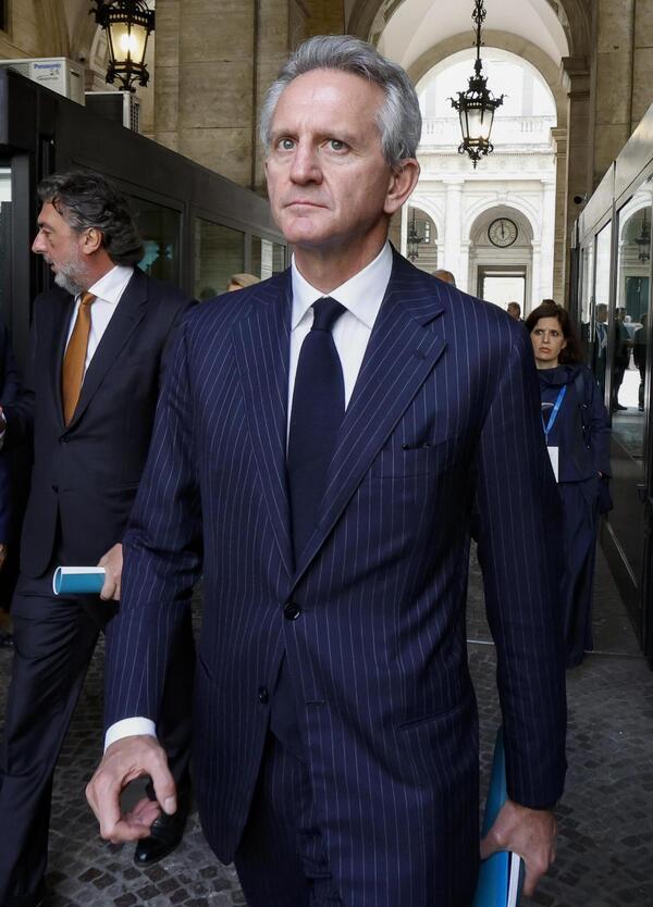 Ops Mps Mediobanca, Nagel accusa: l&rsquo;ombra del Governo Meloni sulla scalata di Monte dei Paschi di Siena su piazzetta Cuccia? Dentro l&rsquo;offerta che scuote il risiko bancario. E Lovaglio risponde&hellip;
