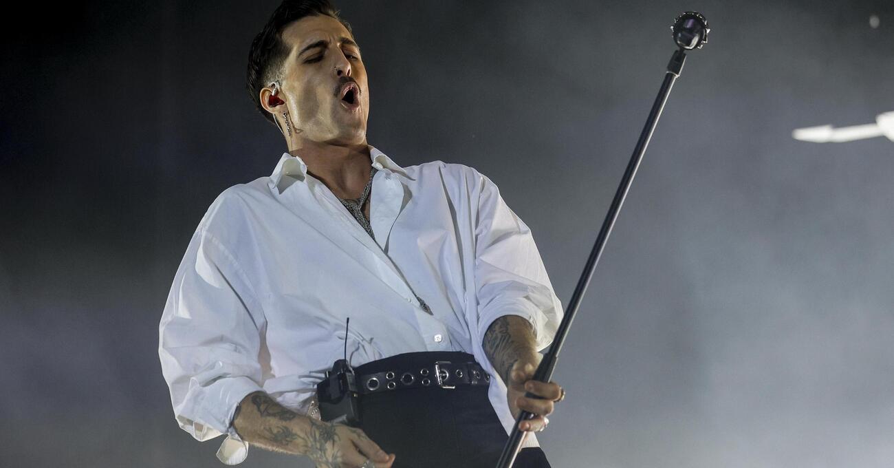 Damiano David, il disco &egrave; un flop (anche) in Usa? VE LO AVEVAMO DETTO! E forse torna a fa&#039; er Maneskin. Ma chi si aspettava una reunion? 