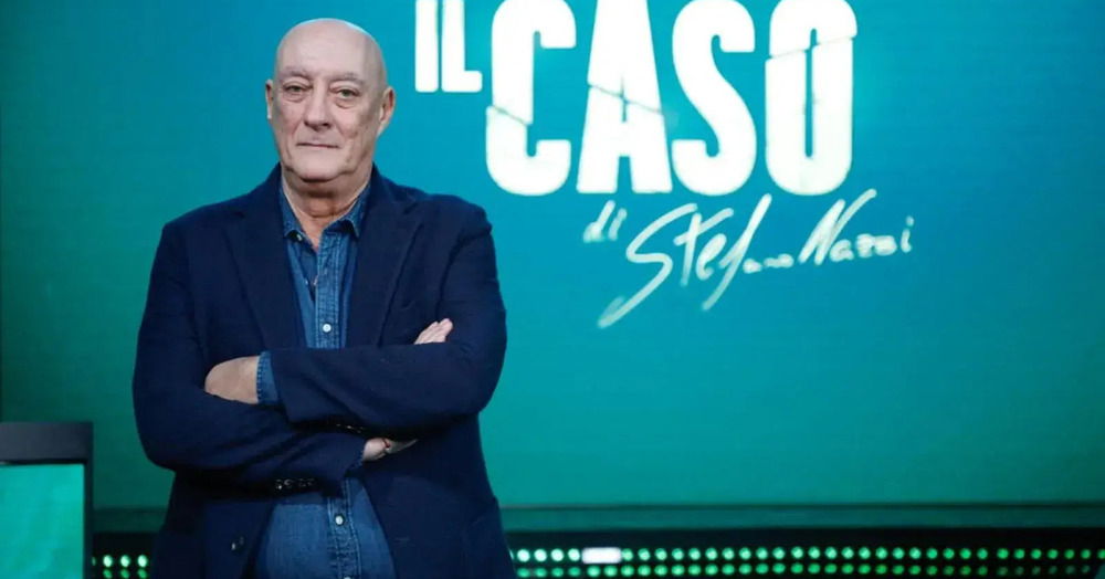 Il true crime ha rotto il caz*o? No, se a farlo &egrave; Stefano Nazzi! Abbiamo visto Il Caso, nuovo programma su Rai 3 di cronaca nera, ma com&rsquo;&egrave;? Una rivoluzione: fa parlare persone competenti persino di Garlasco...