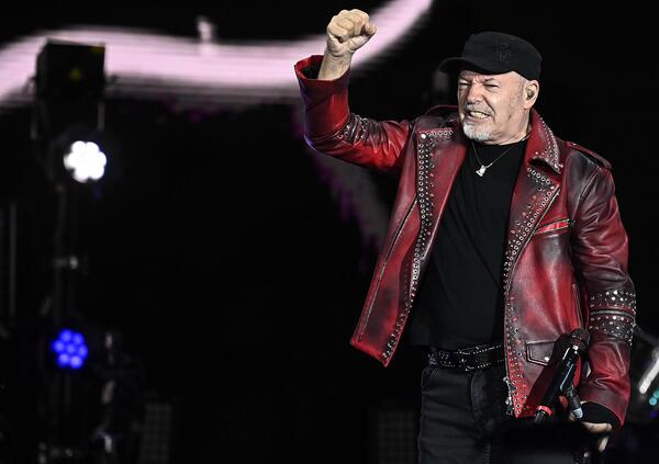 NO VASCO, IO NON CI CASCO! Ultimo batte il record di biglietti venduti a un concerto? Ma i numeri nel pop non cancellano la storia del rock. La differenza tra Tor Vergata e Modena Park spiegato da chi c&#039;era (sul palco) 
