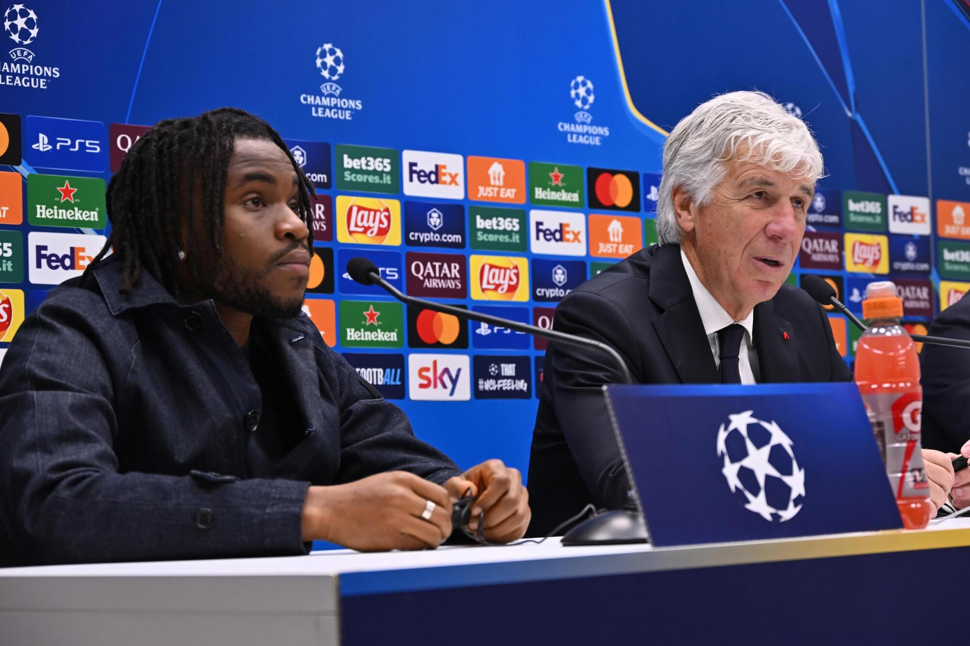 Ademola Lookman e Gian Piero Gasperini insieme all'Atalanta