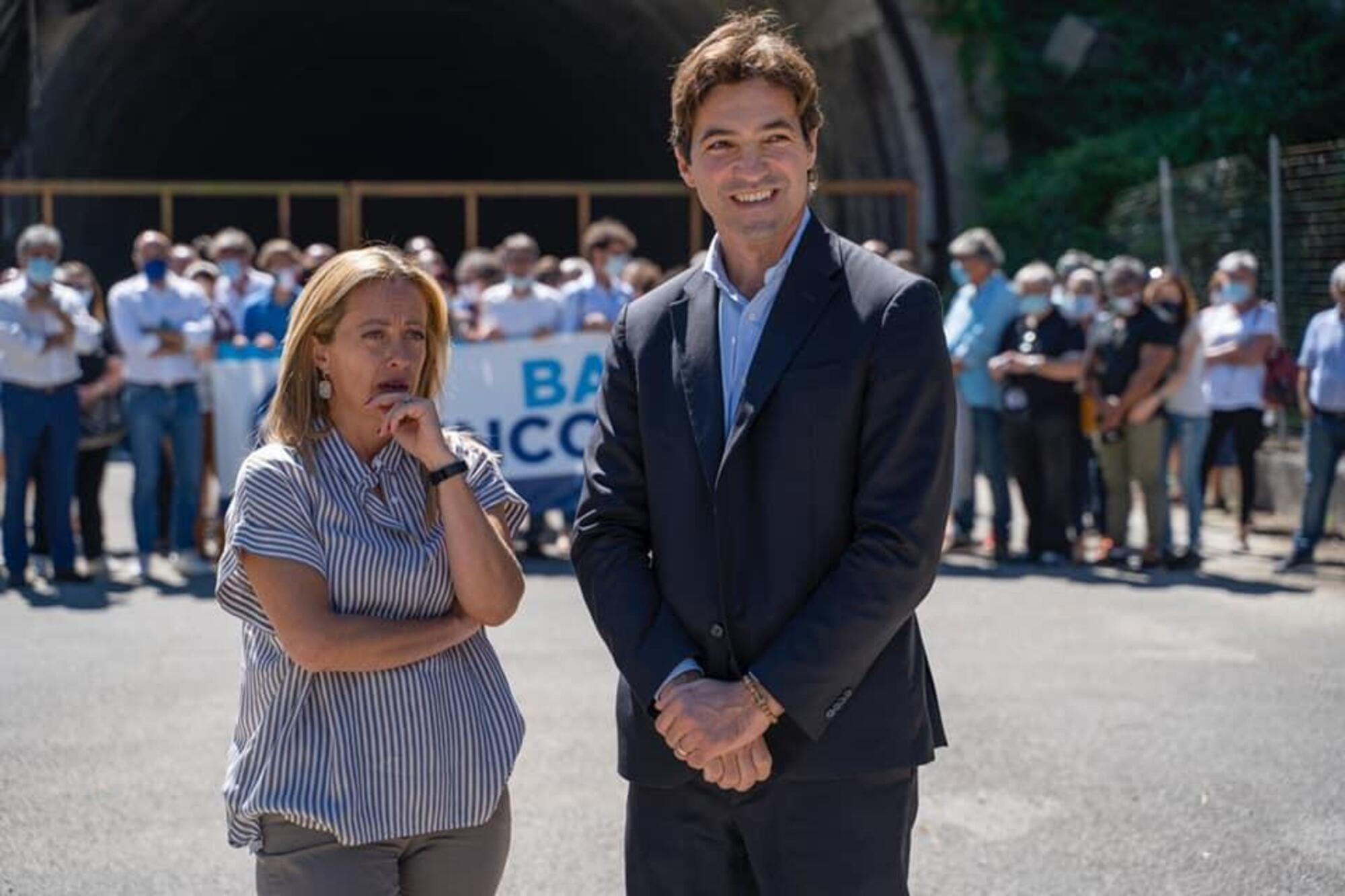 Francesco Acquaroli con Giorgia Meloni