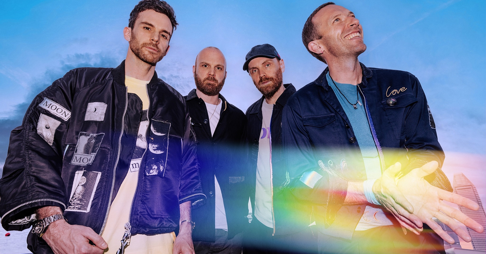 Li avete visti gli amanti al concerto dei Coldplay? Avete riso? Male. Tutti contro il traditore, ma la verit&agrave; &egrave; un&rsquo;altra: ecco cosa vi dovrebbe far indignare...