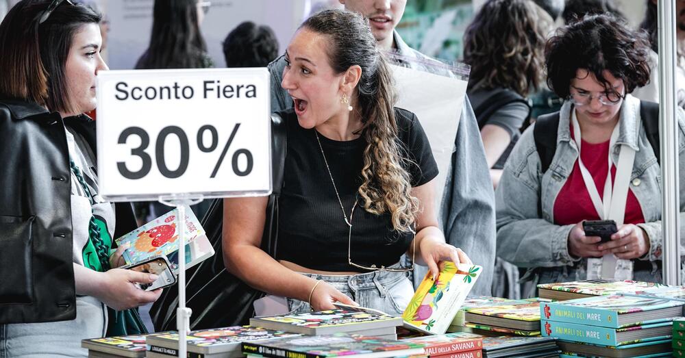 Perch&eacute; in Italia NON SI LEGGONO PI&Ugrave; LIBRI? La nostra esperienza (a pagamento) con un&#039;agenzia di marketing editoriale e i bookinfluencer, che sponsorizzano ma non leggono. Cos&igrave; sono scomparsi i critici letterari (e i lettori) 