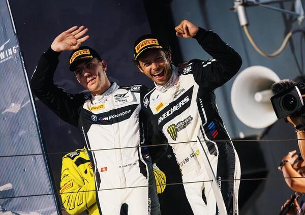 EMPIRE OF THE SUN! Valentino Rossi da PANICO a Misano: ecco come ha vinto per la terza volta consecutiva con la GT3. E la Ferrari&hellip;