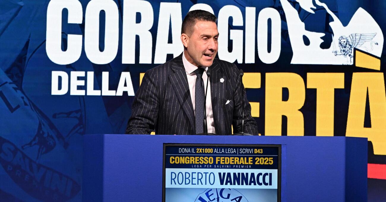 Guerra Russia-Ucraina? Vannacci sta con Putin: &ldquo;Zelensky? Un comico&rdquo;. E a La Zanzara Show con Cruciani e Parenzo il vicesegretario della Lega le spara anche su Schlein, Von der Leyen, Rackete, Navalny, Mussolini e...